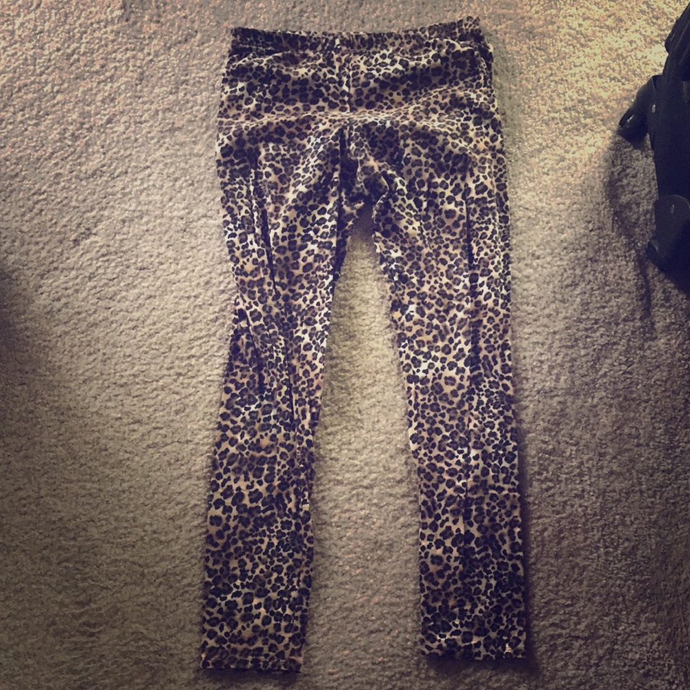 Full length cheetah leggings